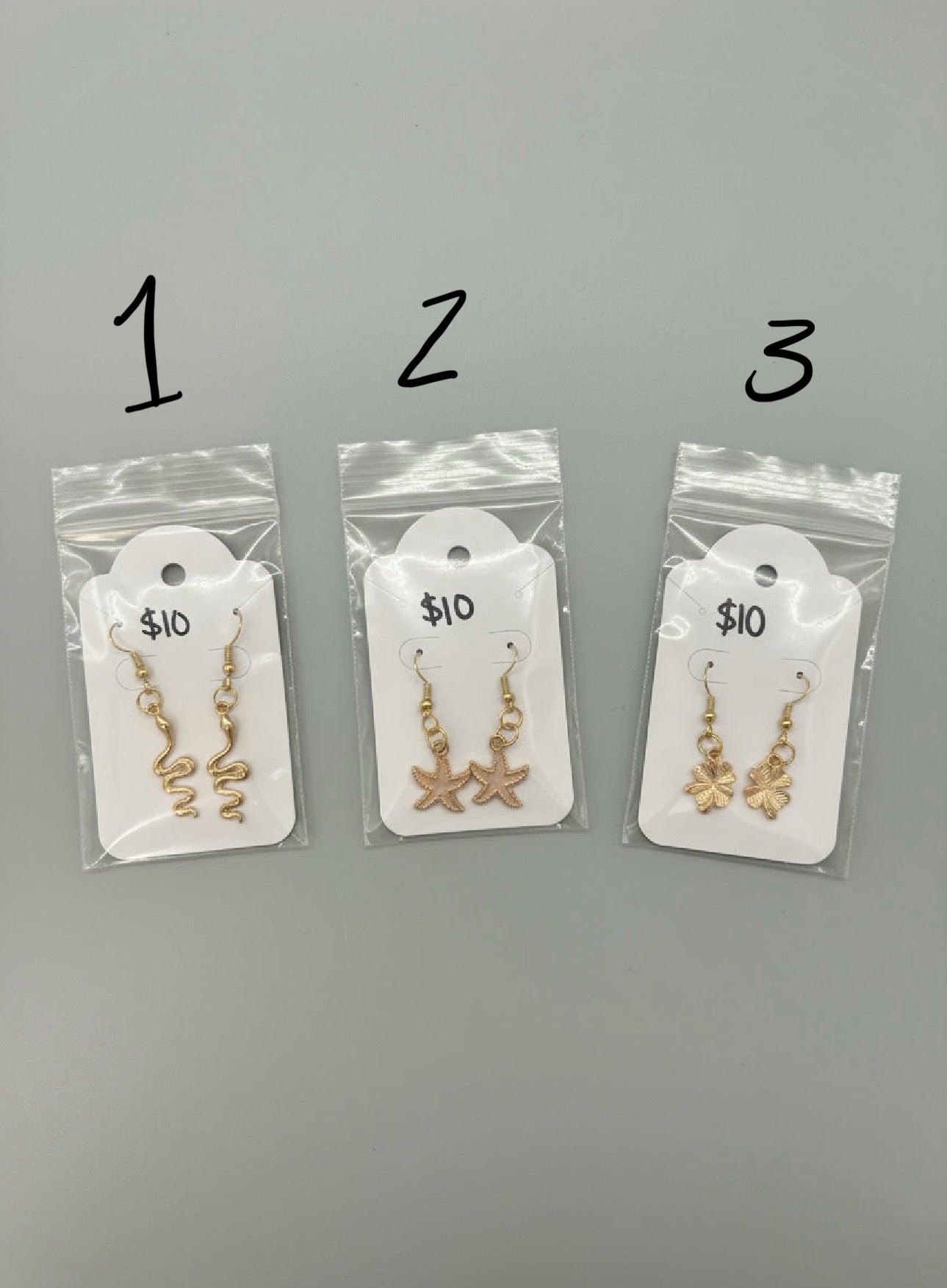 $10 Earrings